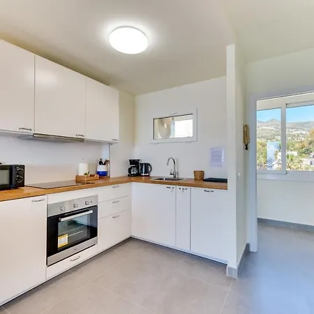 Vb Bellavista 2bdr Stunning Seaviews *